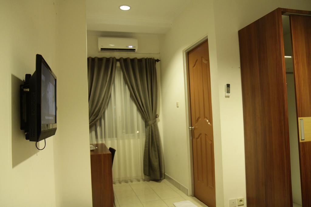 Hotel Lotus Bandung Room photo