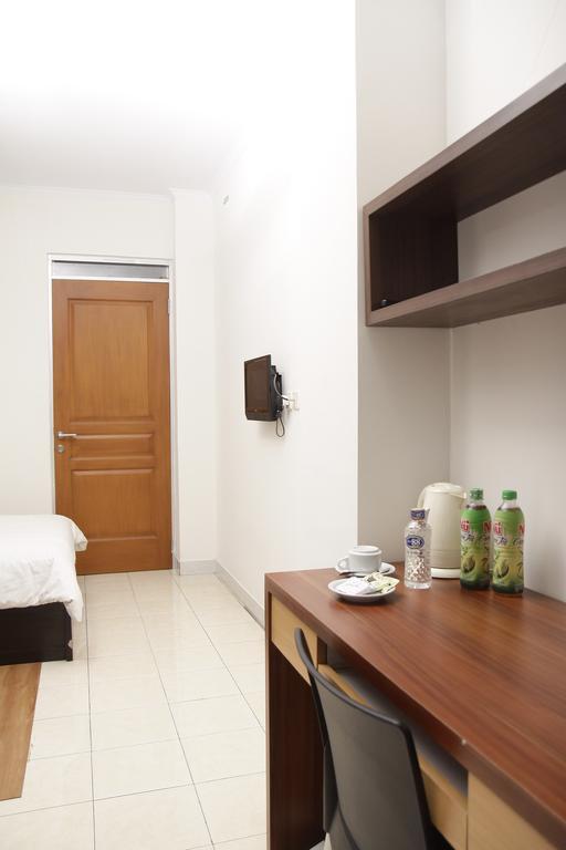 Hotel Lotus Bandung Room photo